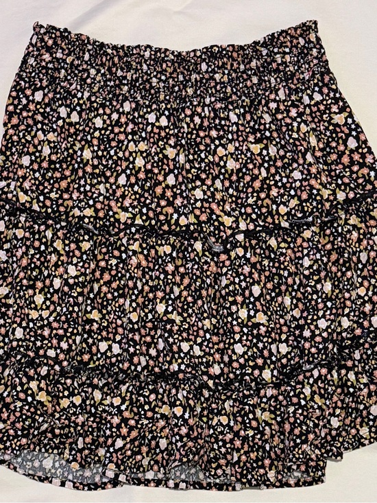Wallflower Dresses & Skirts - Wallflower Black Floral Ditsy Print Tiered Mini Skirt - Size S